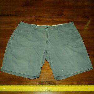 Under Armour Men’s Payload Shorts - Dark Gray - Size 42